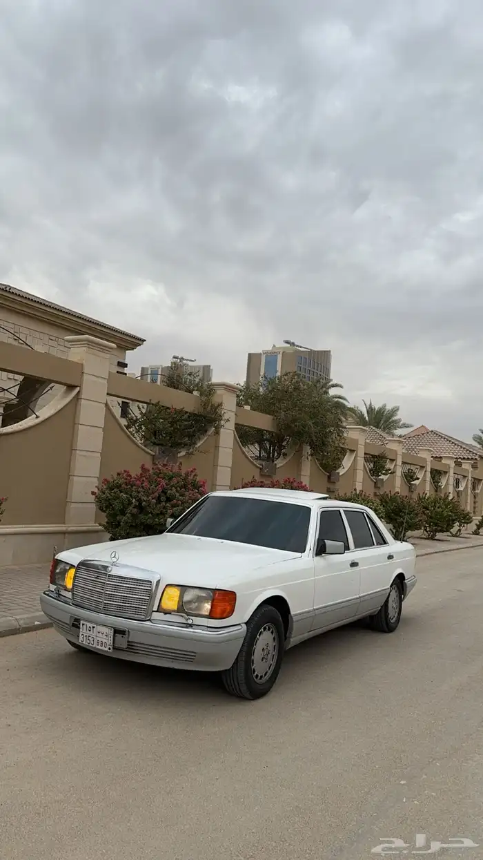 مرسيدس 560 9