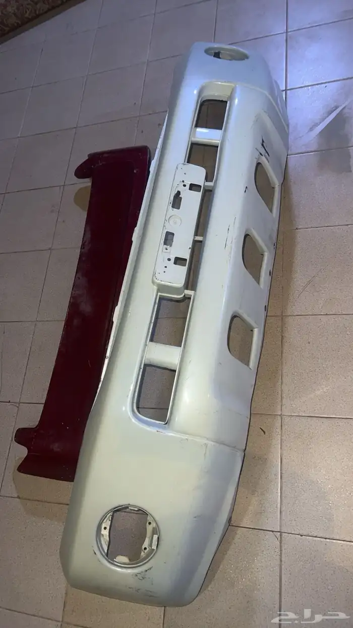 للبيع صدام فتك2010 و جناح باترول 2
