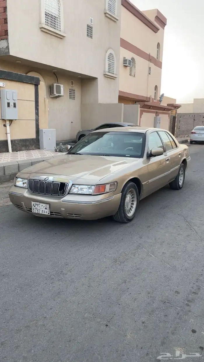 فورد ماركيز موديل 2000 0