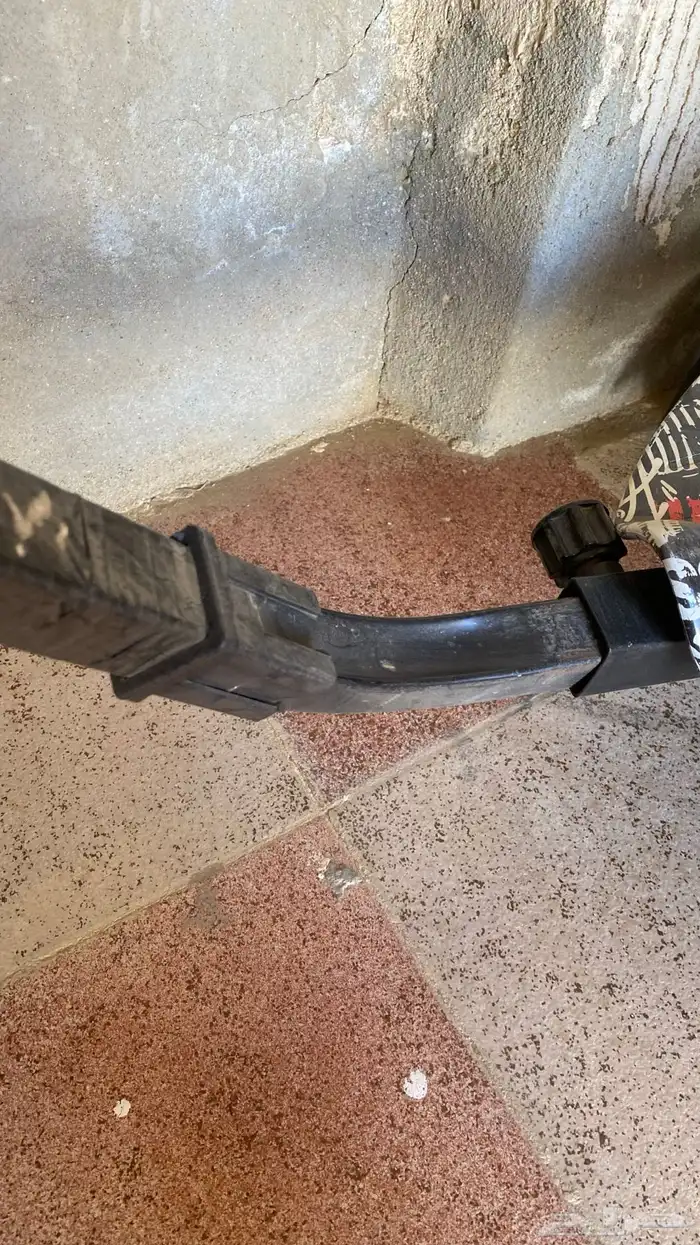 سكوتر كهربائي تقريبا مخزن ما يحتاج شي معه مفتحه وبدون شاحن 5