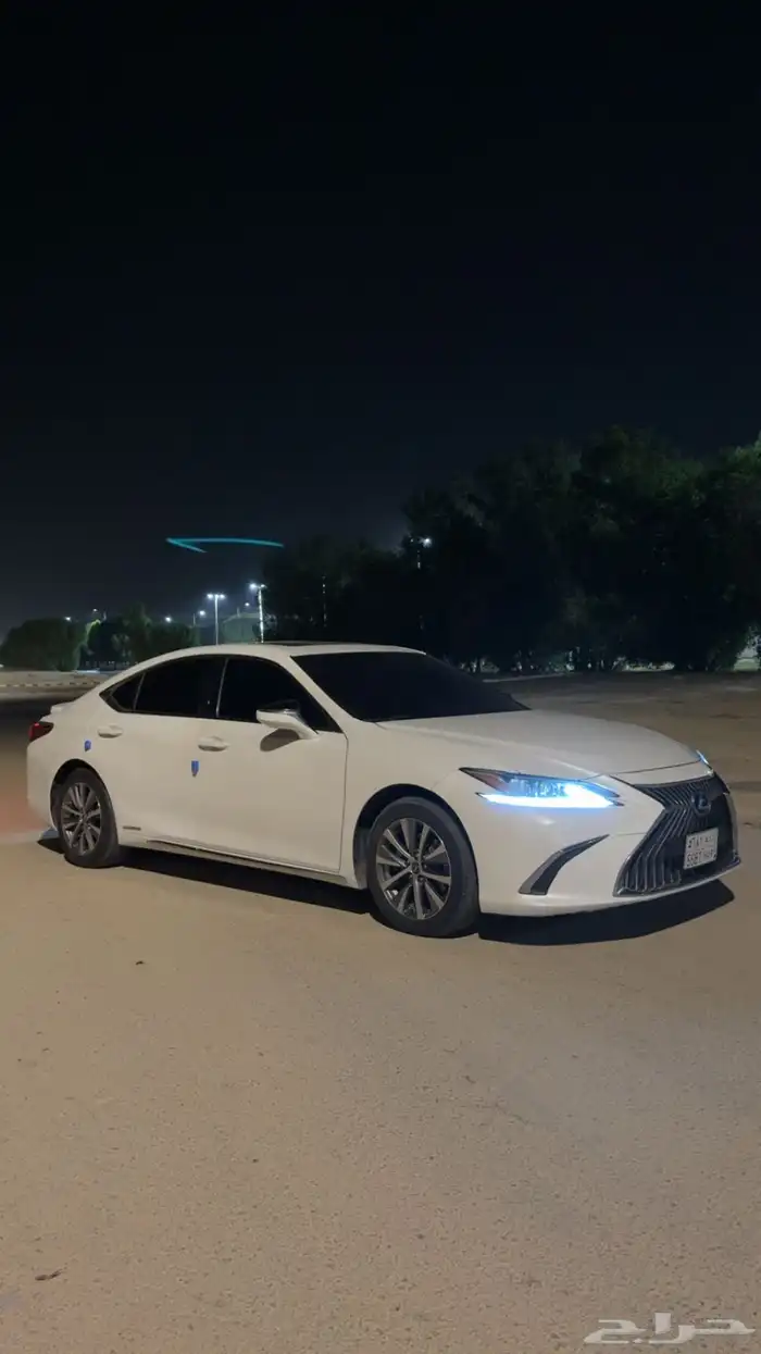 لكزس es300h هايبرد 2020 7