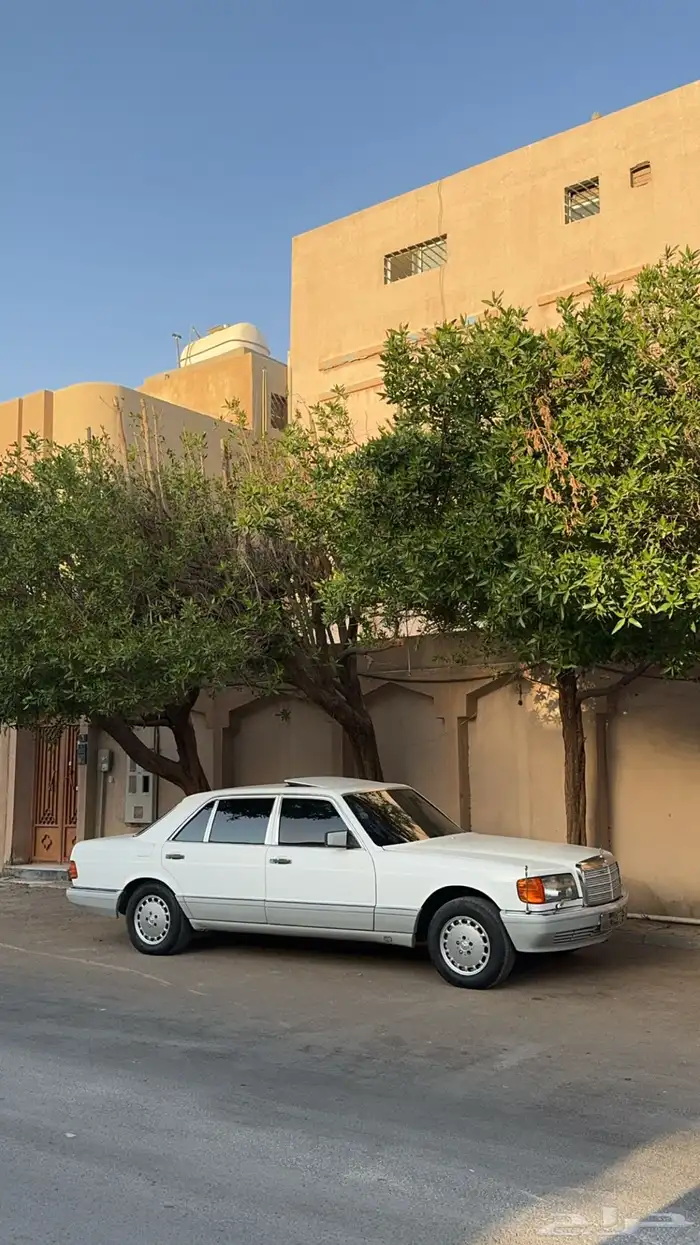 مرسيدس 560 6