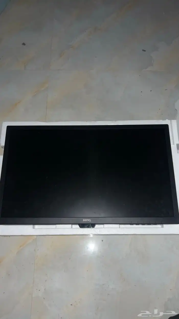 شاشة قيمنق BenQ كرتونها معها جديده 0