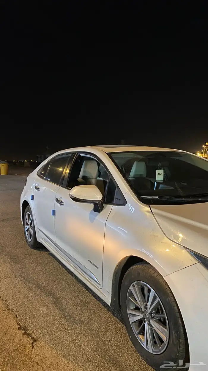 للبيع كورولا 2023 فل كامل 3