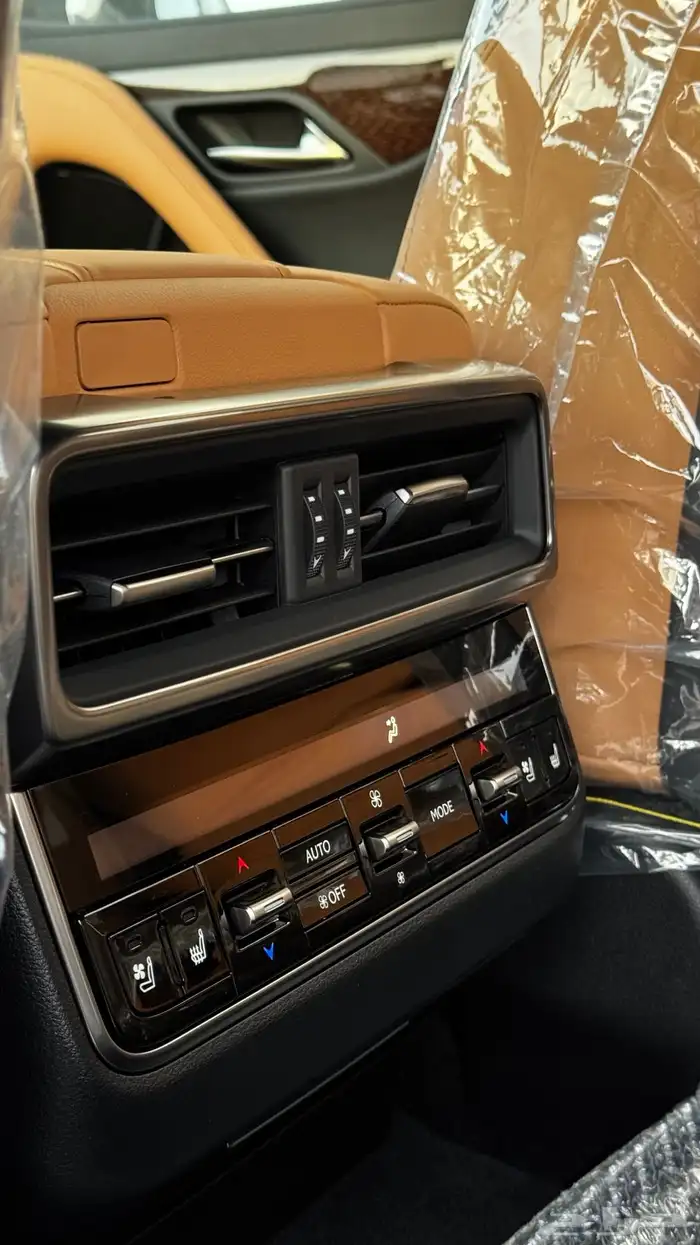 لكزس LX600 BB ابيض داخلية جملي 2025 سعودي - 555.000 16