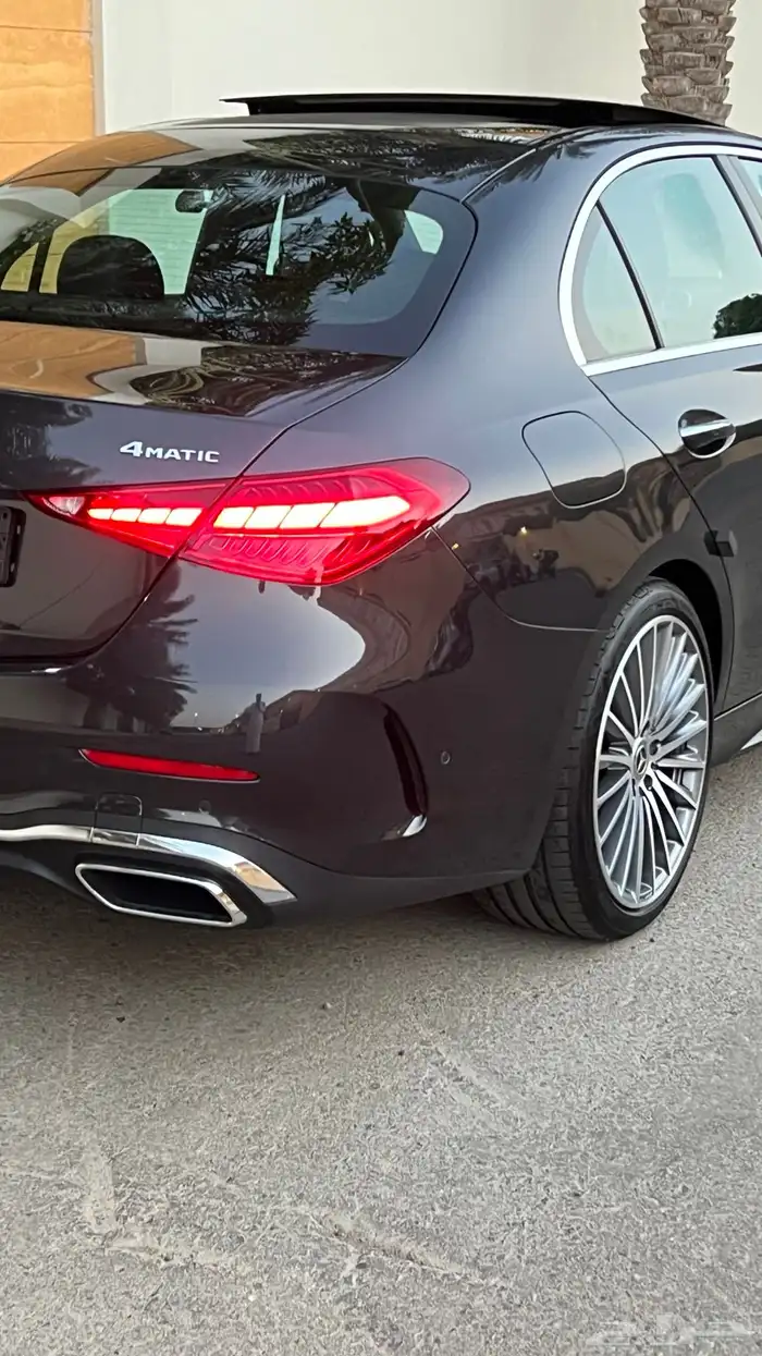 مرسيدس C300 موديل 2023 عداد 10 آلاف كيلو بحالة المصنع 22