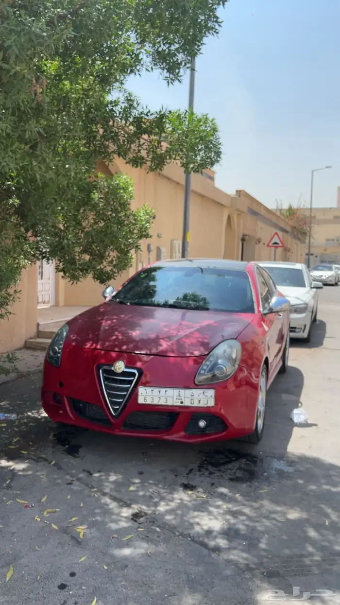 الفاروميو جوليتا للبيع 0