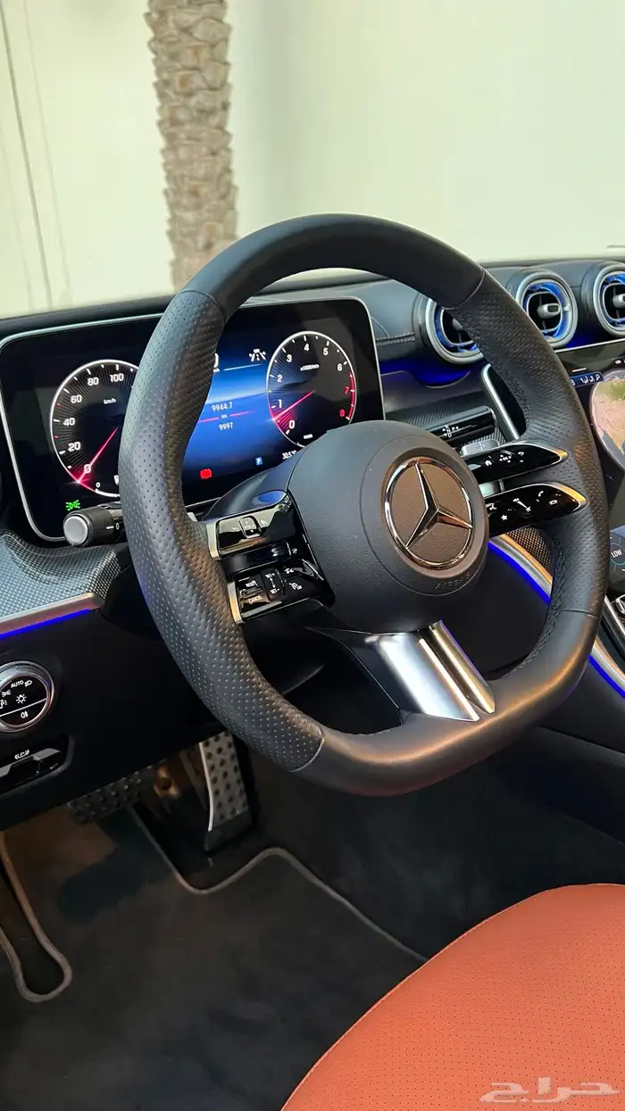 مرسيدس C300 موديل 2023 عداد 10 آلاف كيلو بحالة المصنع 27