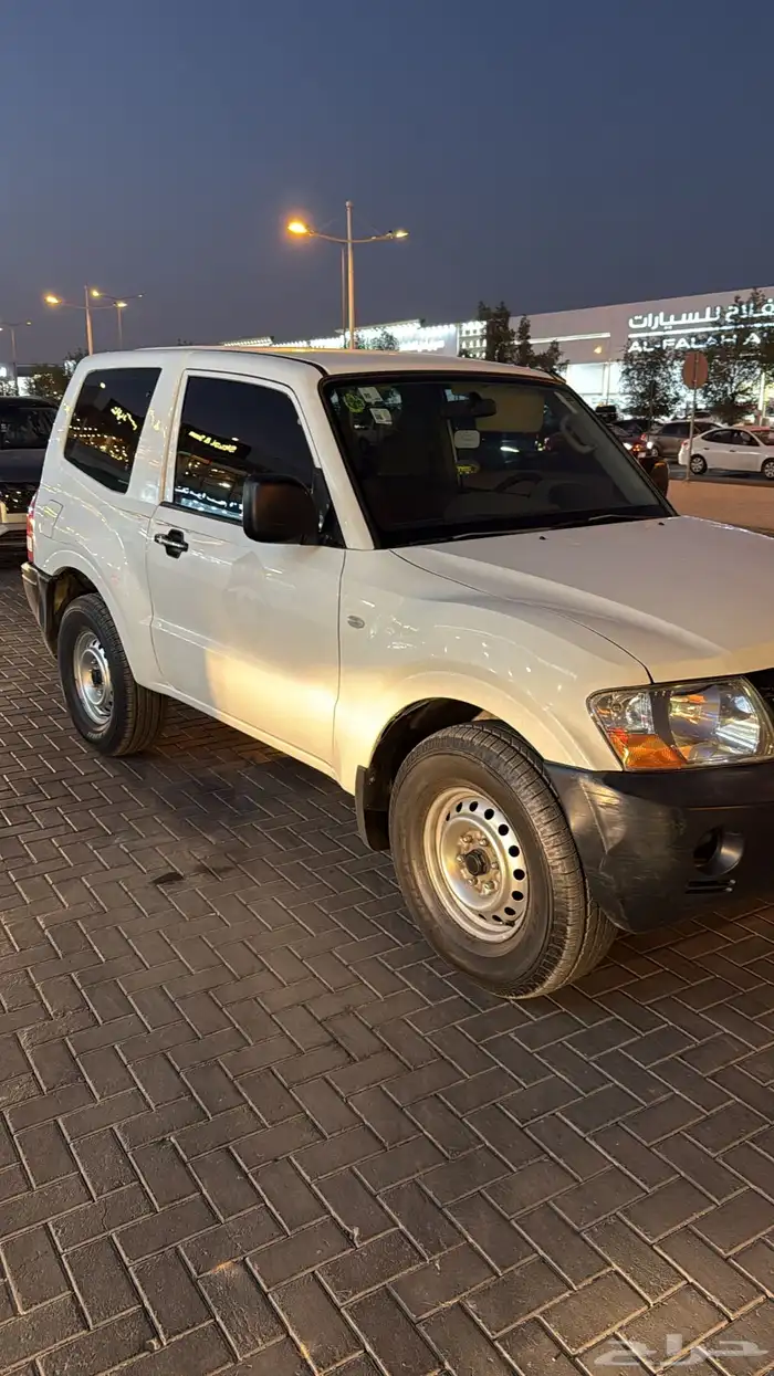 للبيع باجيرو موديل 2006 مكينة 3800 2