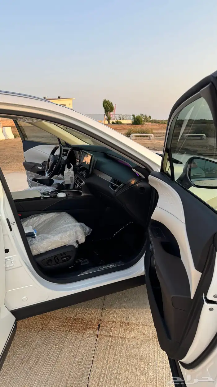 لكزس ار اكس 2025 - RX 2025 Lexus 13