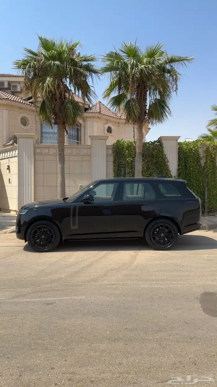 رنج روفر 2023 تم البيع 0