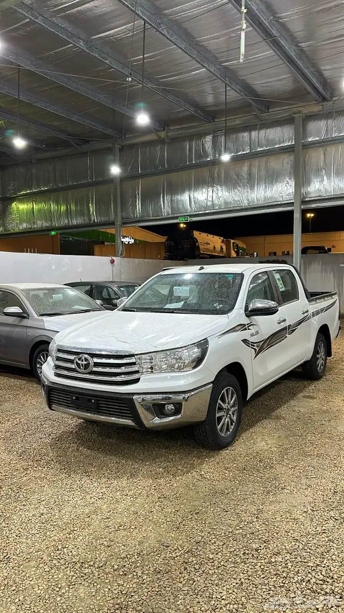 هايلوكس 2025 بنزين اصفار بطاقة جمركية اقل سعر 4