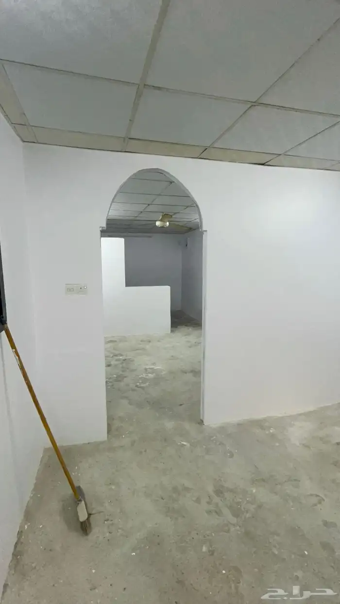 مستودع تخزين او سكن الموقع ام الجود 2