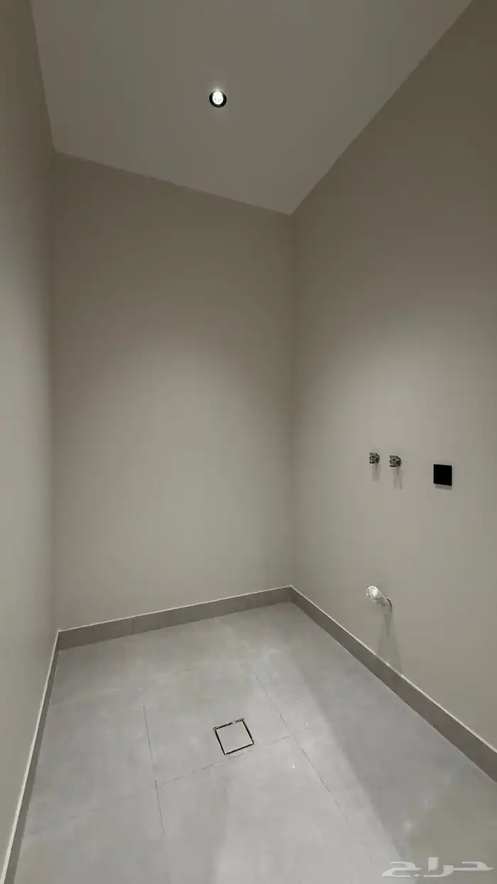 للبيع شقق ارضيه وعلويه بالقرب من حديقه المليون ابها المحاله 18