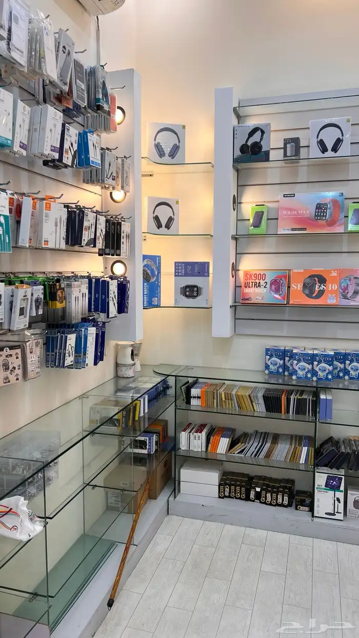 محل جوالات للتقبيل 3
