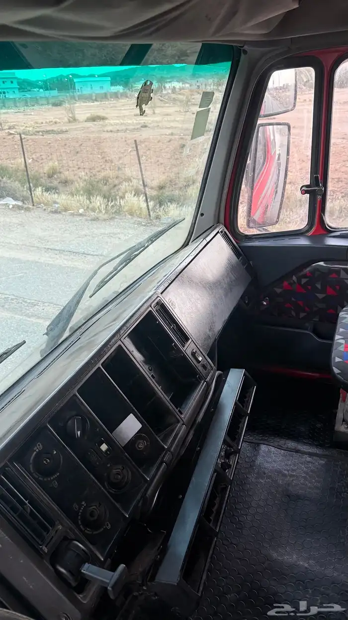 للبيع البي عايدي 1993 نظيف 13