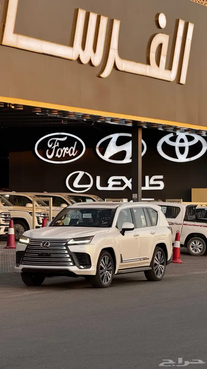 لكزس LX600 BB ابيض داخلية جملي 2025 سعودي - 555.000 1