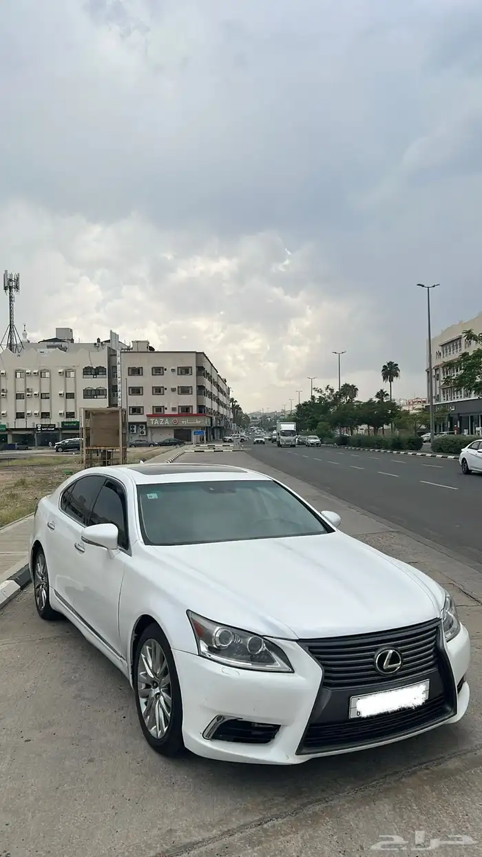 لكزس LS460 11