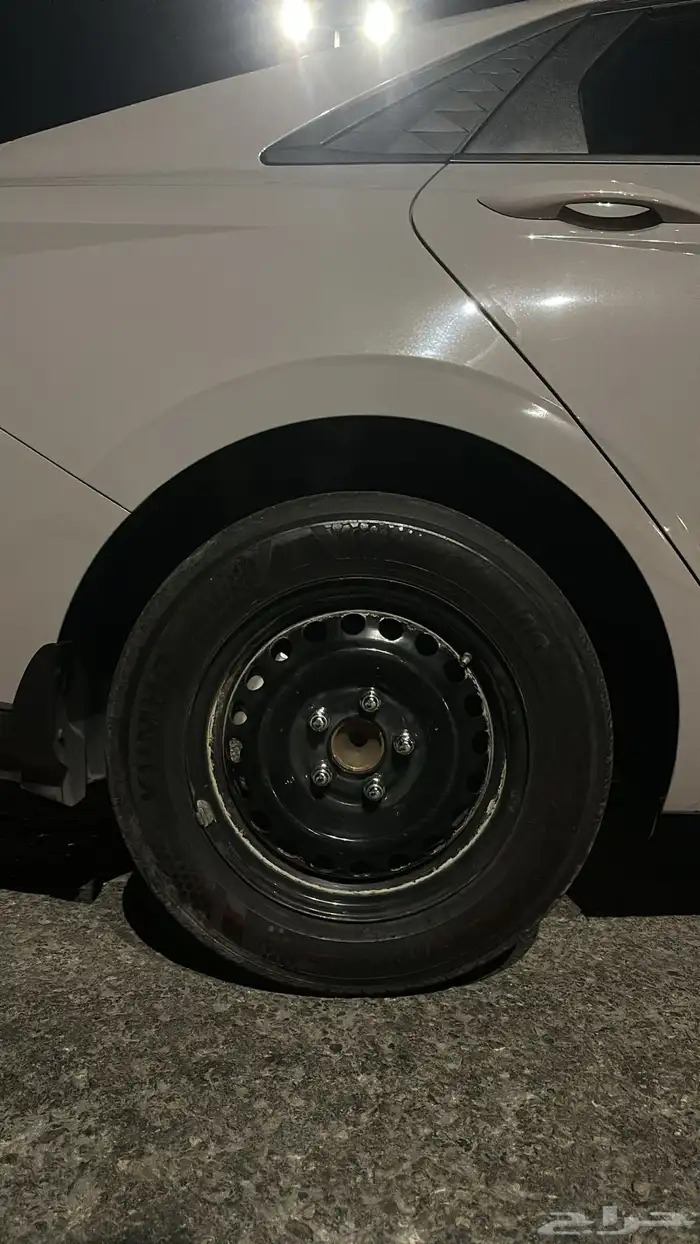 للبيع 4 جنوط سوح 4 طاسات النترا 2020 0