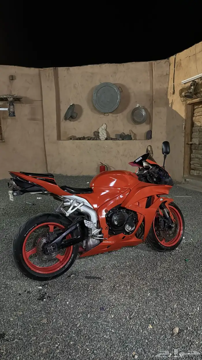 دباب ريس هواند 600 RR فيابر كوبي ون الممشى 46 الف 2