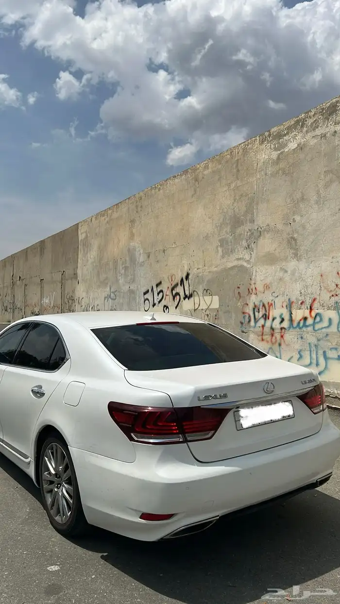 لكزس LS460 1