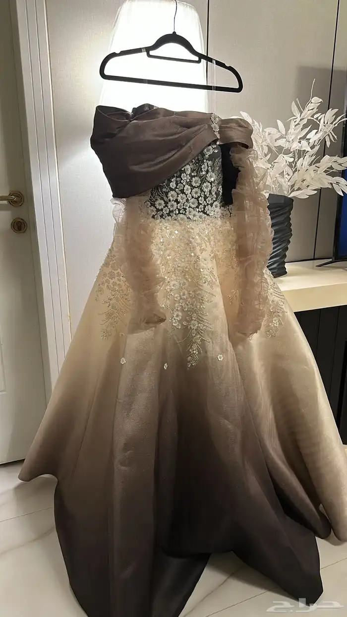 فساتين 1