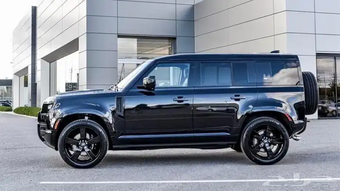 للبيع ديفندر موديل 2024 - V8 ممشى قليل وسعر بطل وارد كندا 0