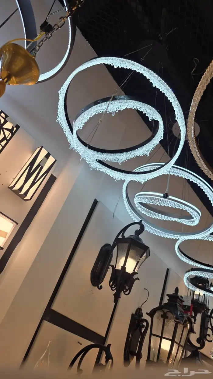 كهربائي تركيب ثريات افياش لمبات خارجيات لتواصل  ابو 1