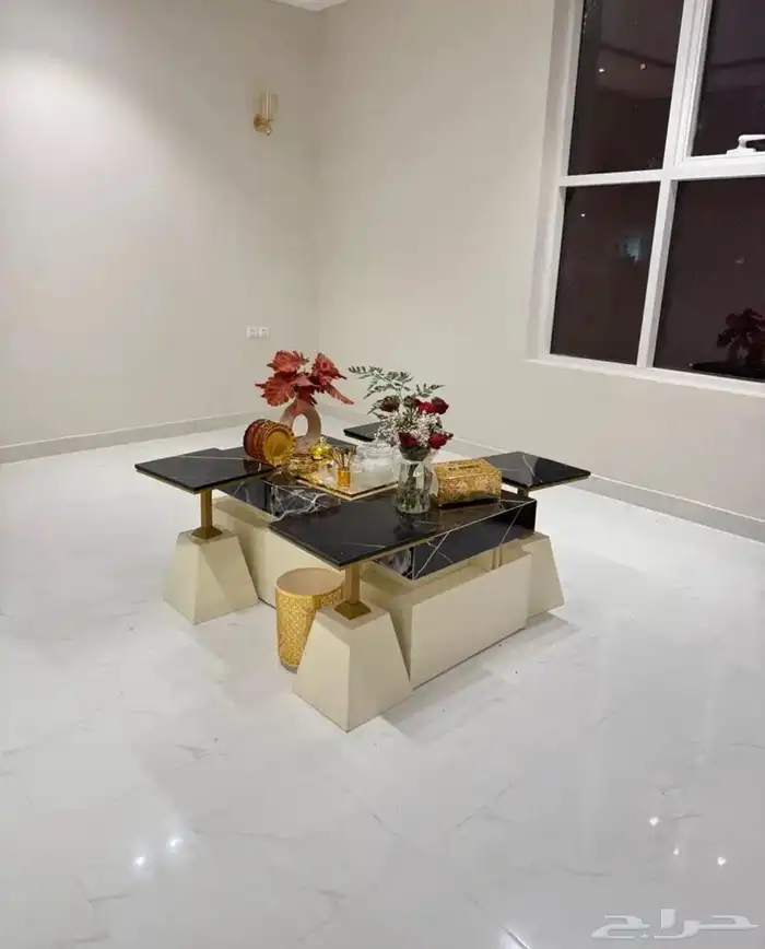 طاوله ضيافه بخدماتها 1