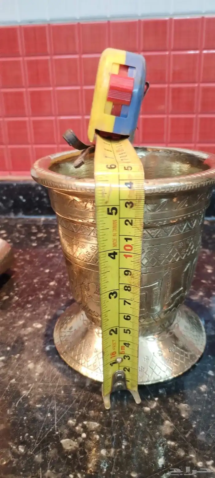 نجر سوري من النوادر عليه نقوش جميله ومكتوب عليه المملكه العر 2