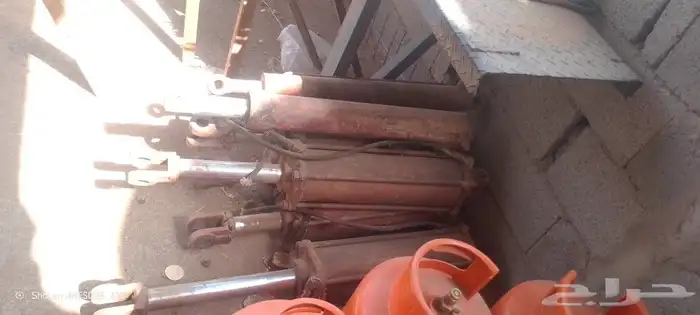 للبيع بصاتم العدد 5 كبير و2 صغير 1