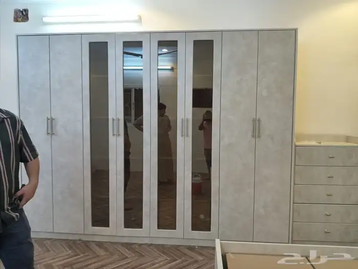 جاهز دولاب خشب درفتين و 3درف6درف او 8 5