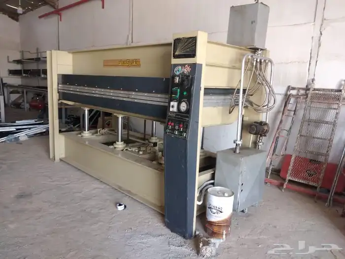 ورشة  ألمنيوم وخشب 0