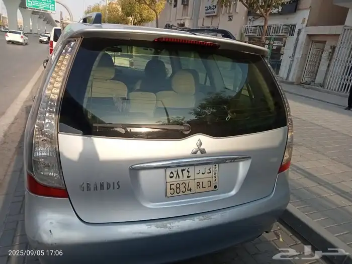 باص 7 ركاب 0