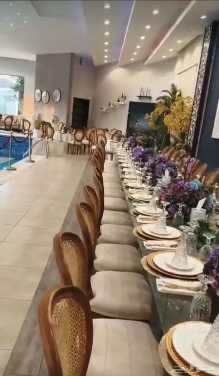 ايجار طاولات طعام 5