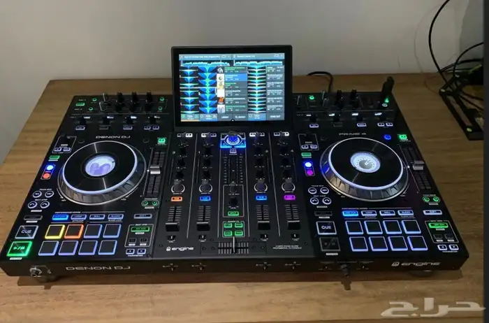 للبيع جهاز دينون دي جي Denon DJ Prime 4 0