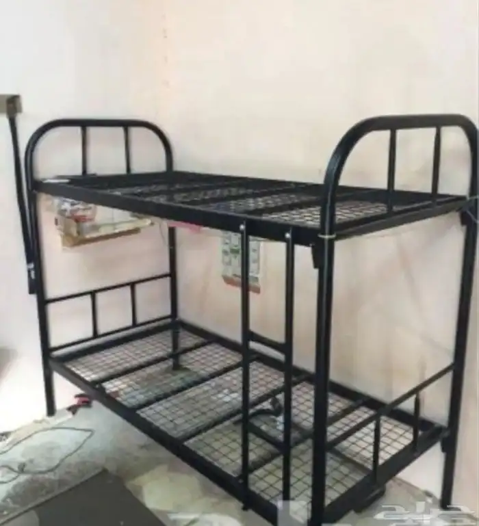 تأثيث غرف عمال سراير حديد مراتب دواليب سجاد 9