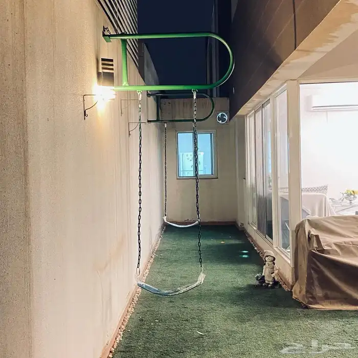 مرجيحة جدارية أنيقة وآمنة  ضيفي لمسة فرح لبيتك 9