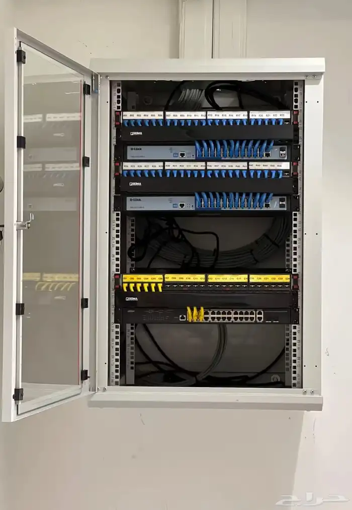 فني انترنت فني شبكات برمجيات فني تمديد سلاك فني شبكات برمجيا 2