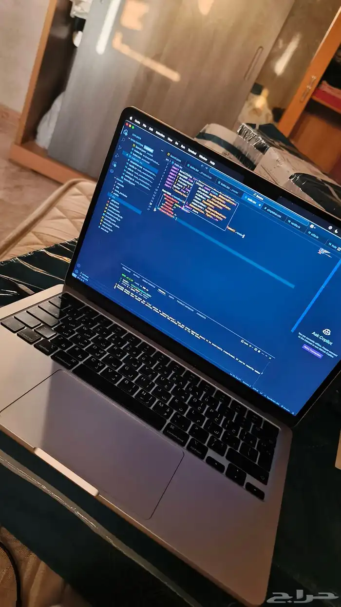 macbook air m2 ماكبوك اير نظيف 1