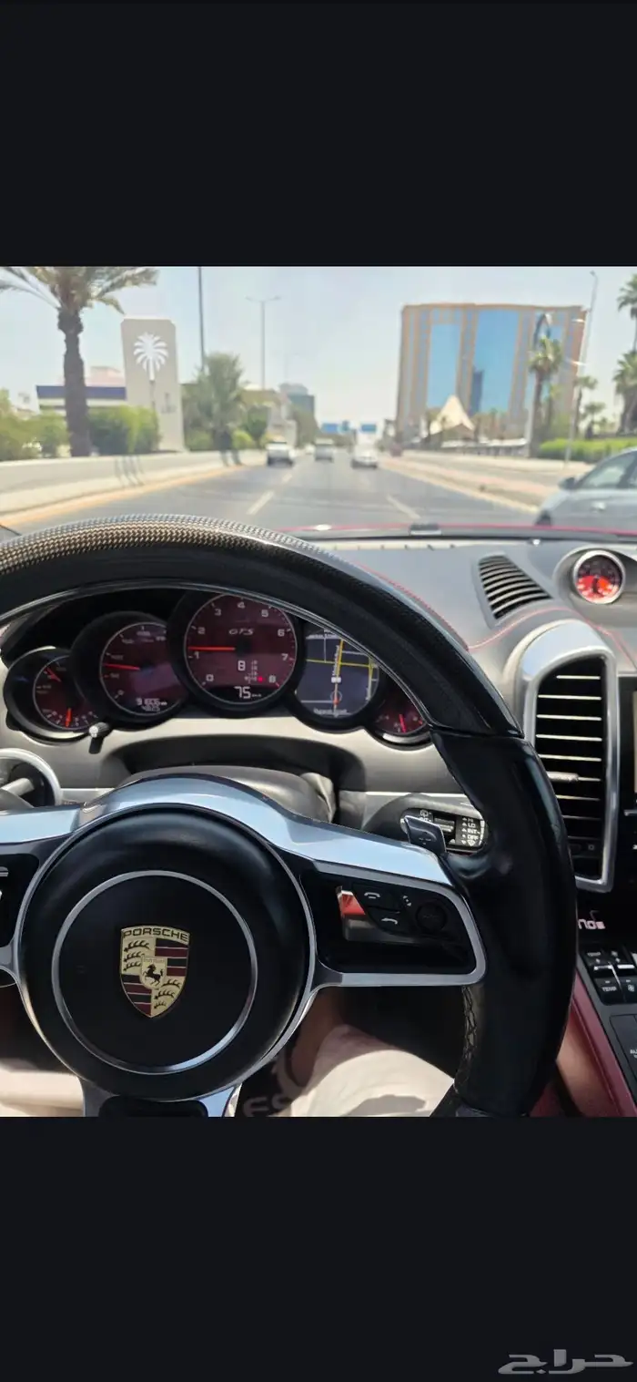 بورش كايين GTS في غاية النظافة ملف بلون احمر كرزي موديل 2016 18