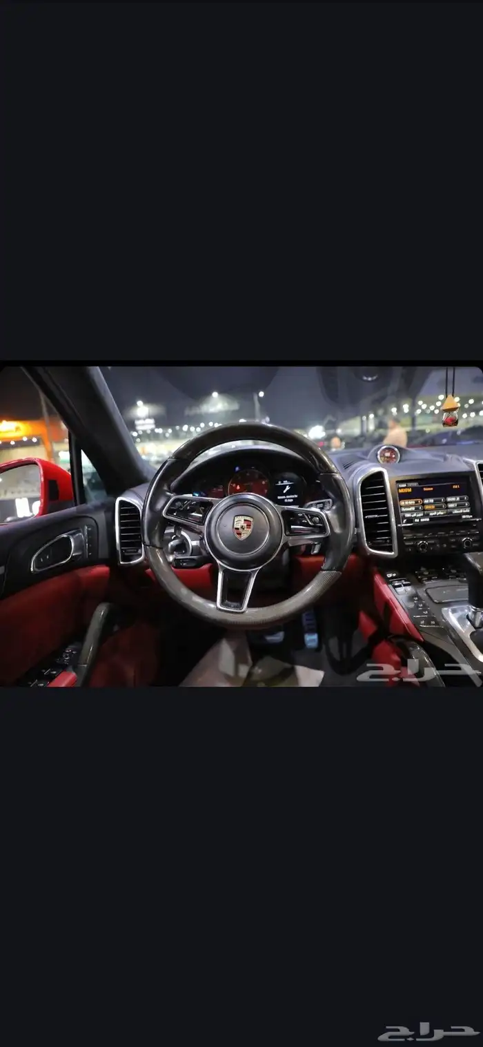 بورش كايين GTS في غاية النظافة ملف بلون احمر كرزي موديل 2016 17