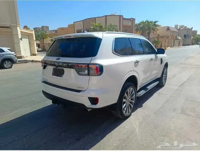 فورد ايفرست لمتد مديل 2024 3