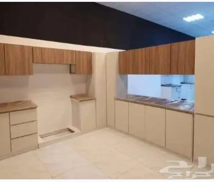 مطبخ جاهز 3 في3 في سعر 2100. وتاني شكل 2500 2