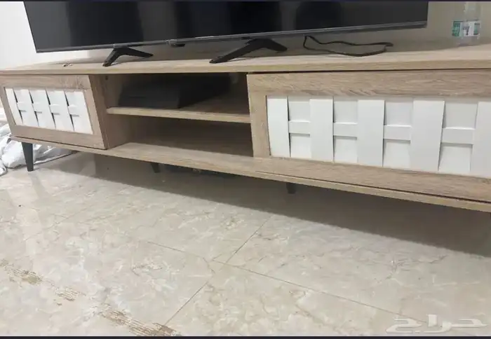 طاولة تلفزيون 0