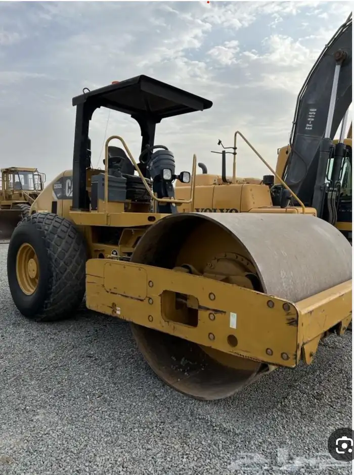 معدات ثقيلة للايجار 5