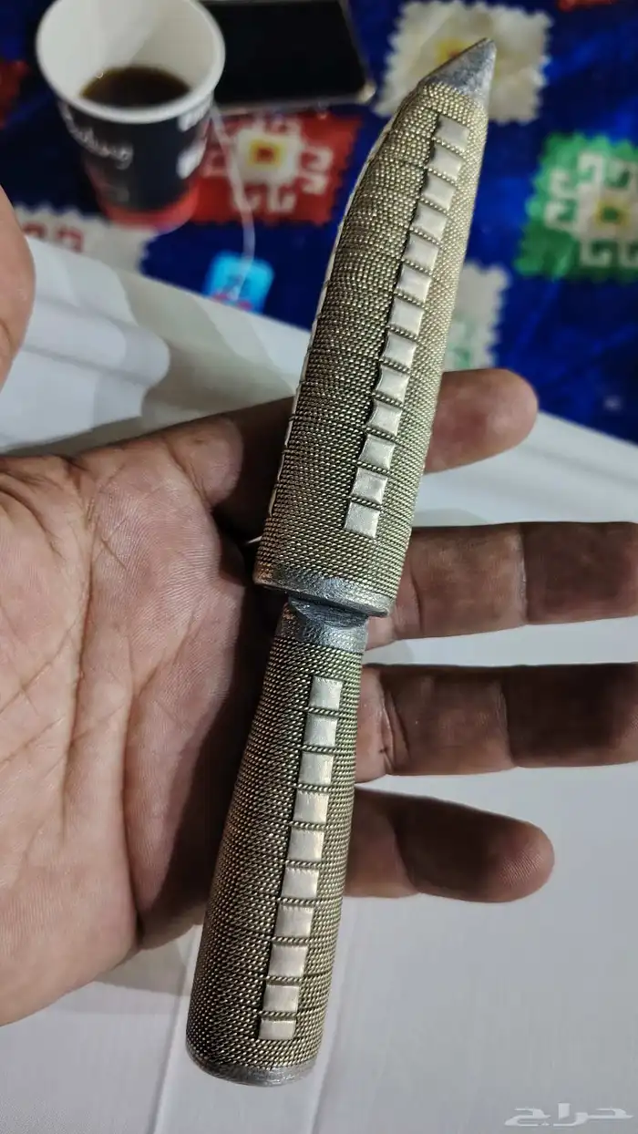 سكين ام شوكه وساعات 0