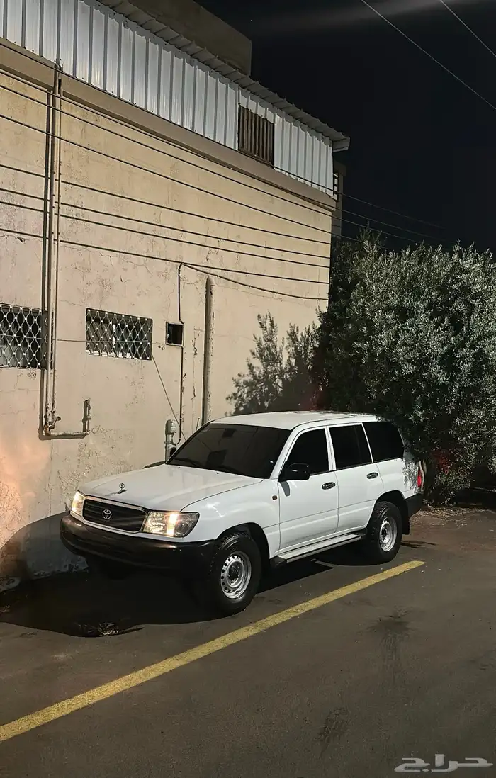 لاندكروزر GX 3