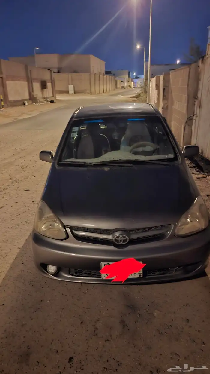 تويوتا ايكو 2004 4