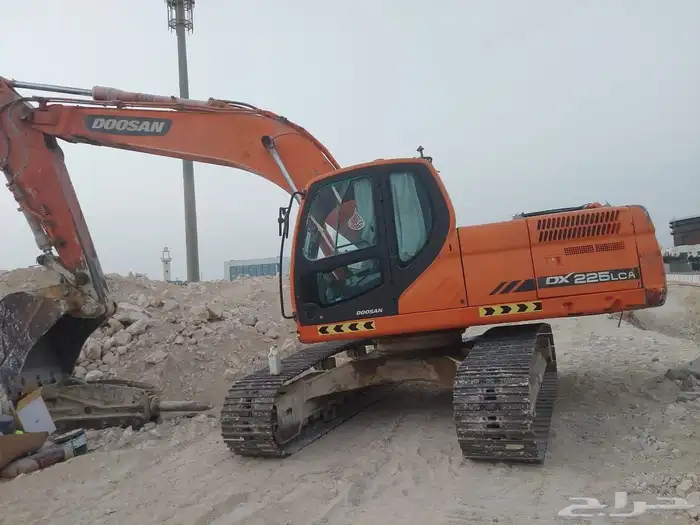 معدات ثقيلة للايجار 6